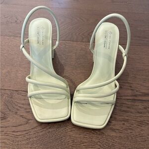 Call it Spring green chunky heels, Women’s size 8